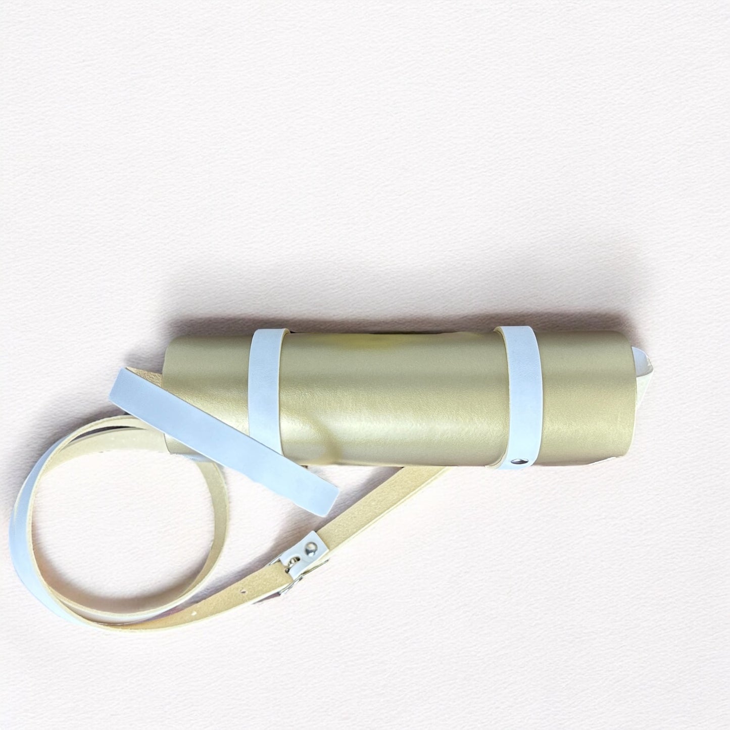 Rosalie Or à lanières blanches