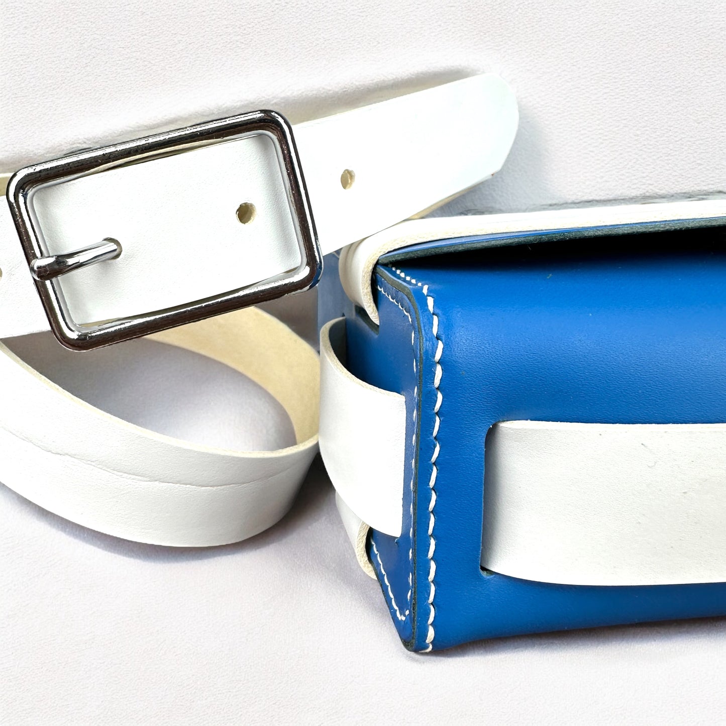 Zouzou bleu électrique