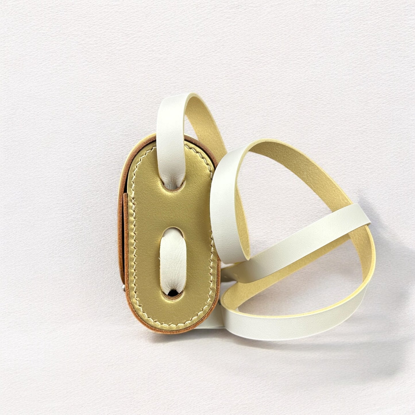 Rosalie Or à lanières blanches