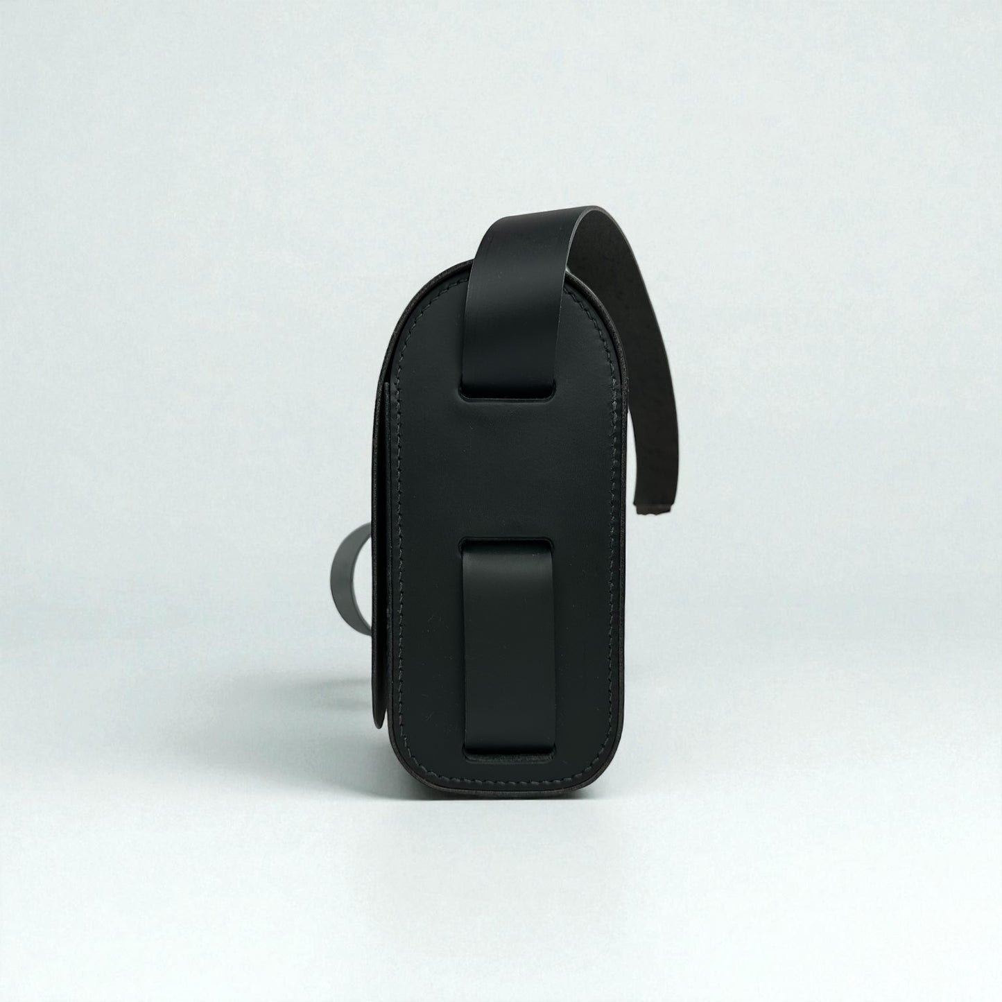 Claude à pontet noir