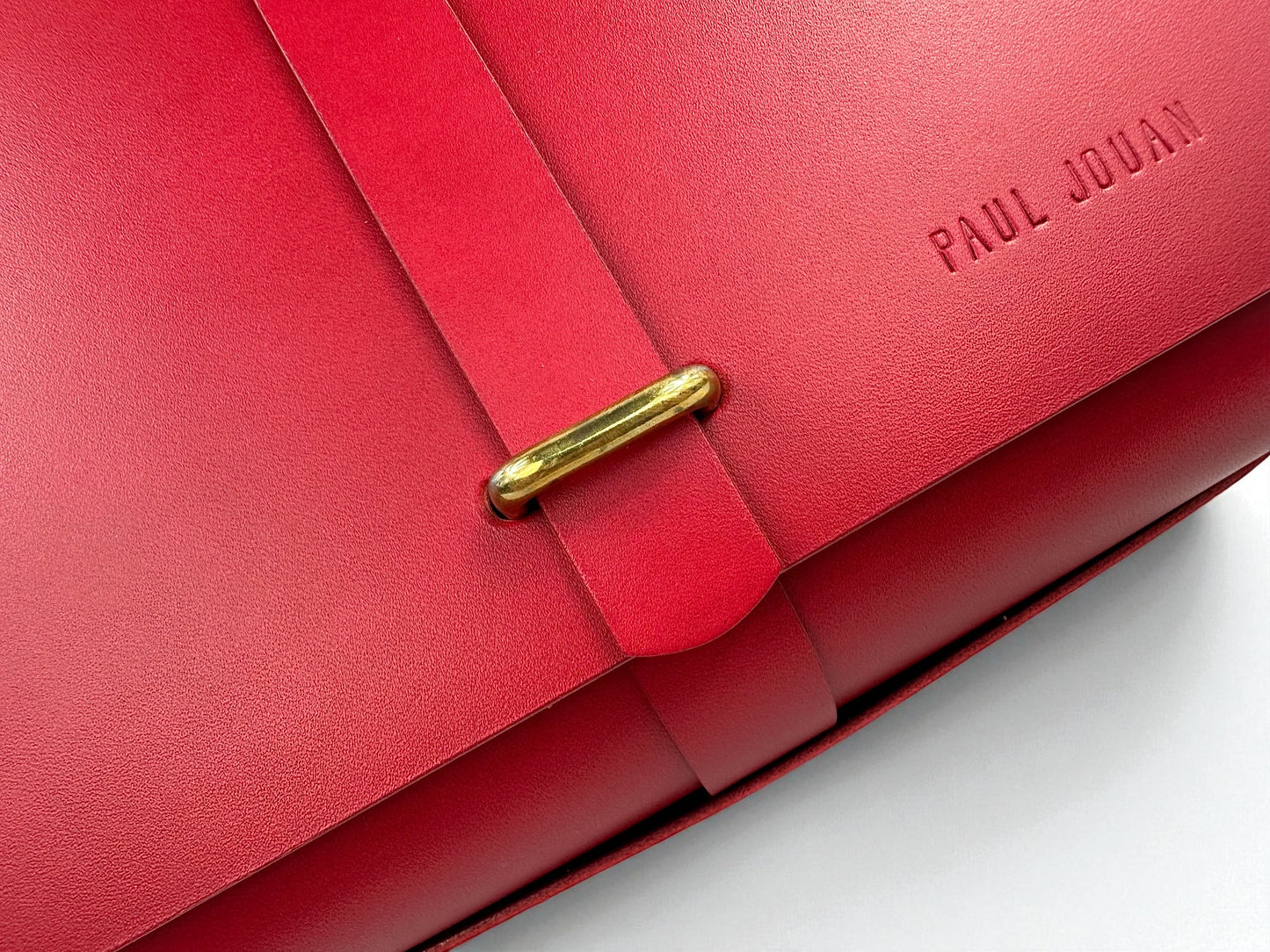 Claude à pontet rouge