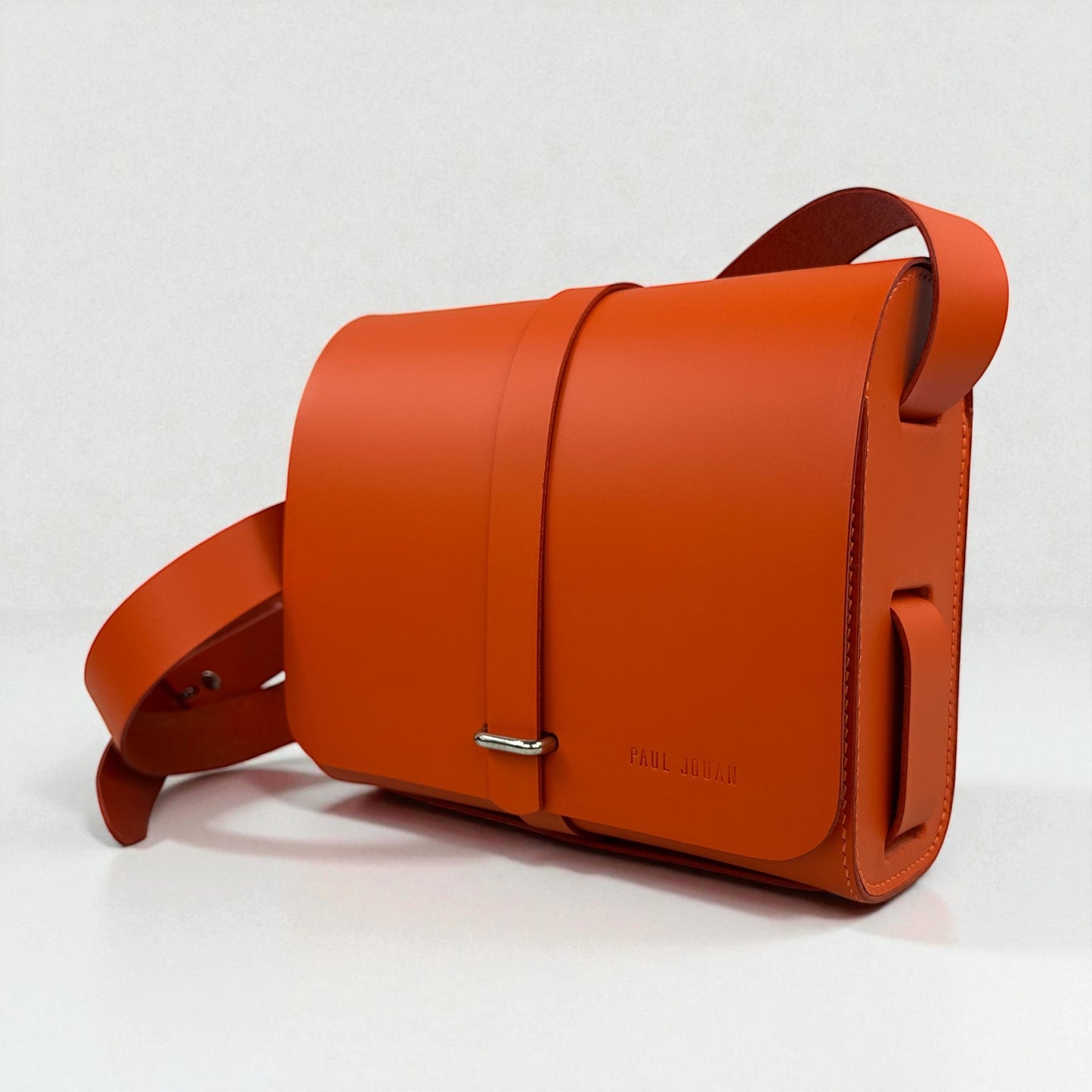 Claude à pontet orange