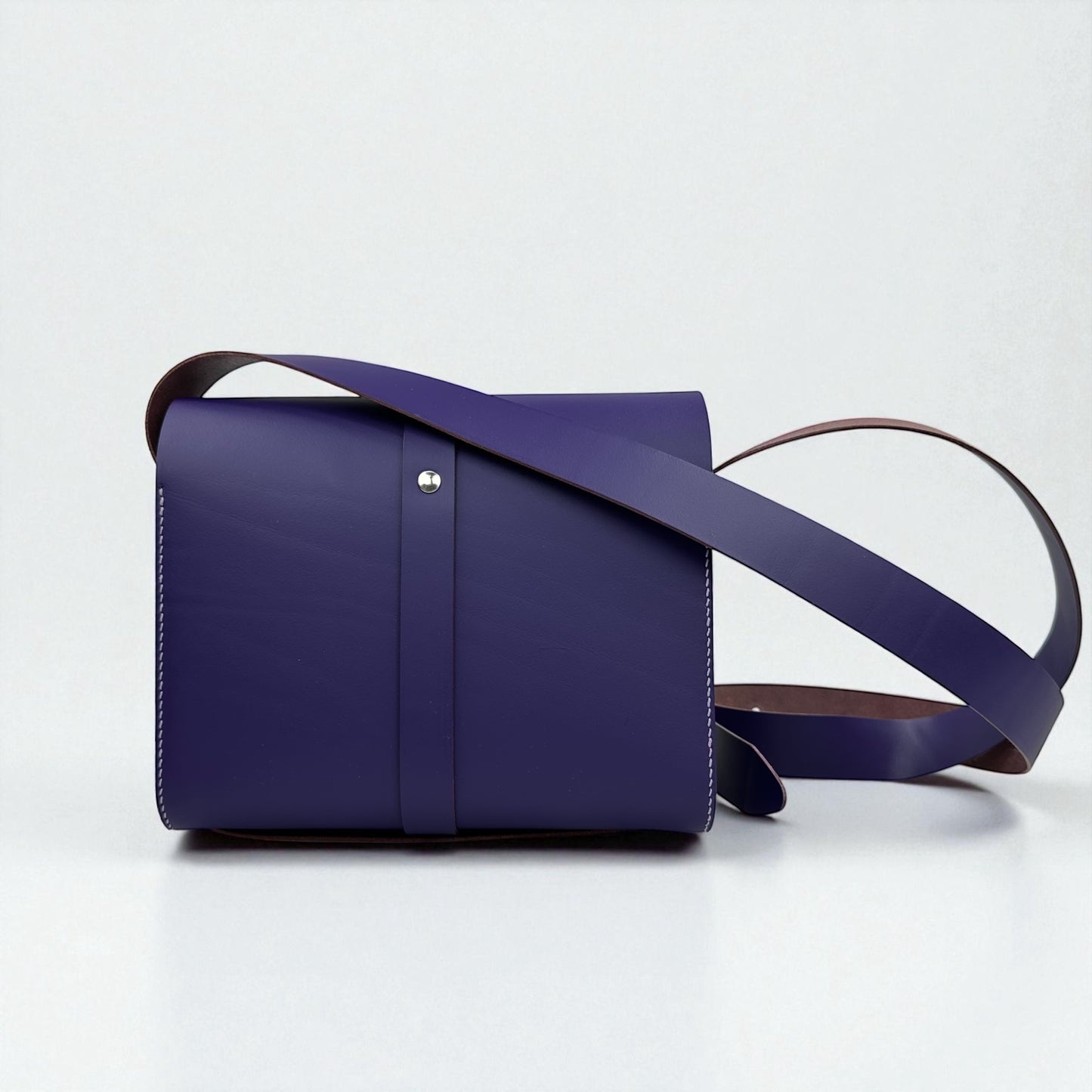 Claude à pontet purple